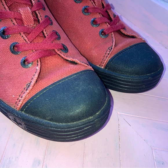 Dr Martens Vinnie Low Top Lace Up Red Black Brown EU43 M10 W11 - Picture 2 of 14